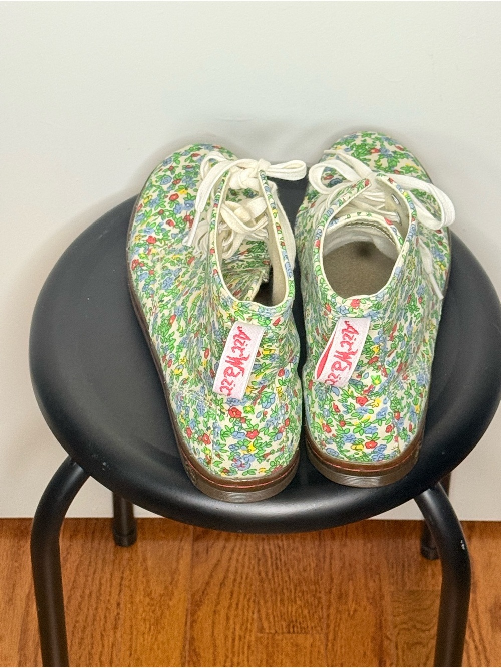 Dr. Martens White Floral Lace-Up Boots - Picture 2 of 4